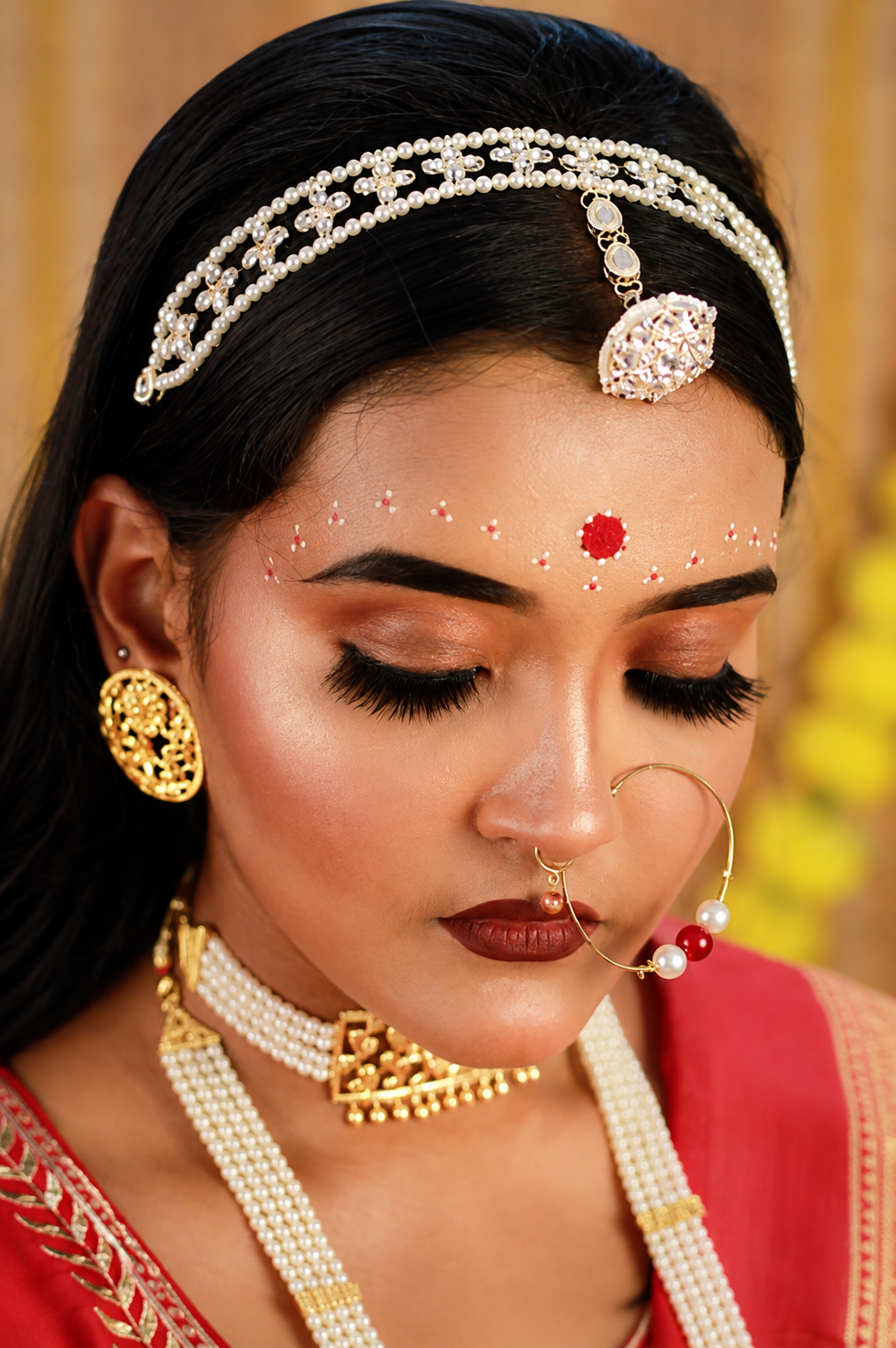 Bridal Makeup Artist in Barrackpore showcasing a soft glam Bengali bridal makeup look with flawless HD finish and premium bridal styling.